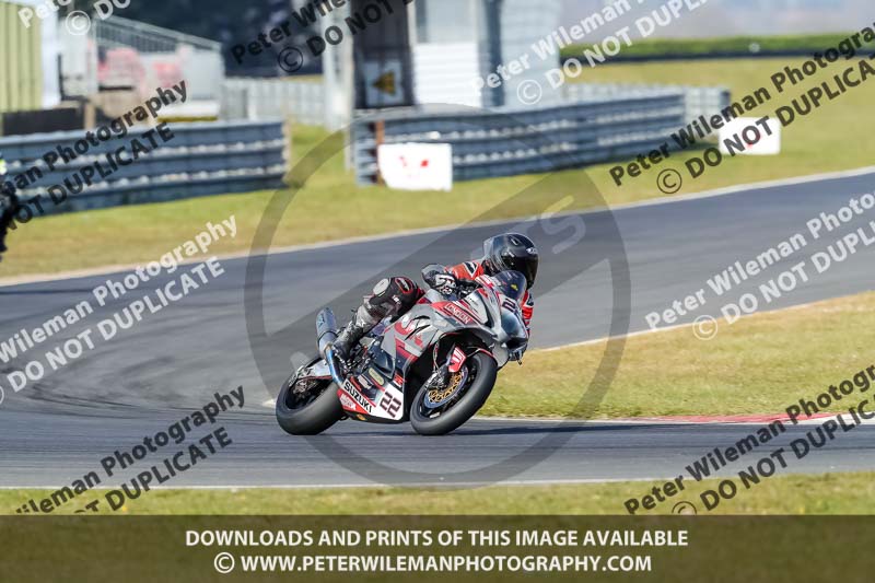 enduro digital images;event digital images;eventdigitalimages;no limits trackdays;peter wileman photography;racing digital images;snetterton;snetterton no limits trackday;snetterton photographs;snetterton trackday photographs;trackday digital images;trackday photos